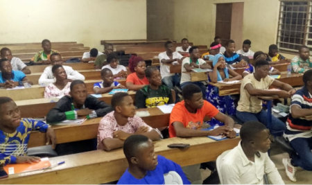 L’entrepreneuriat au service | moteur idéal du local